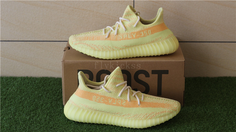 Adidas Yeezy Boost 350 V2 Yellow